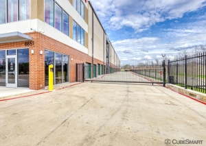 CubeSmart Self Storage - 6651 South Cooper Street - TX - Photo 9