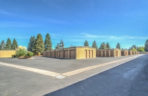 Redwood Self Storage - Photo 2