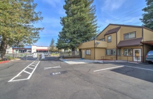 Redwood Self Storage - Photo 7