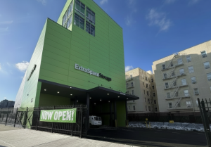Extra Space Storage - 4276 - Bronx - Austin Pl - Photo 6