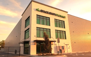 Space Shop Self Storage - Jacksonville
