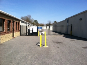 AAAA Self Storage - Norfolk Tidewater Dr - Photo 2