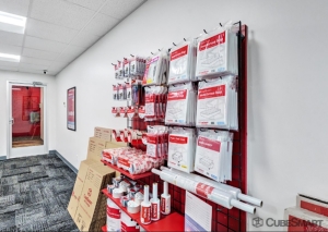 CubeSmart Self Storage CT MANCHESTER GLEN ROAD - Photo 4