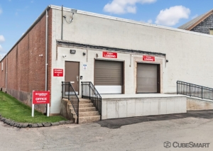CubeSmart Self Storage CT MANCHESTER GLEN ROAD - Photo 6