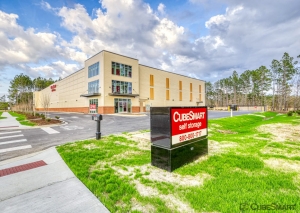 CubeSmart Self Storage - Photo 4