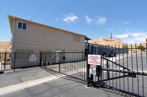 Mesquite Self Storage - Photo 4