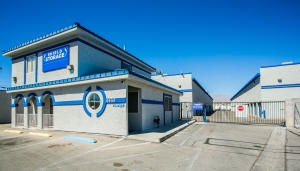 Shield Storage - 4430 Simmons St - Photo 2