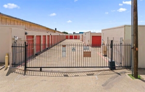 Dallas Secure Storage and Warehouse - Photo 4