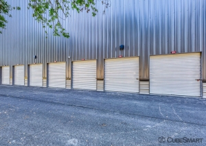 CubeSmart Self Storage - Photo 4