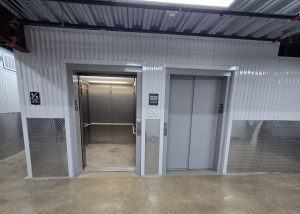 Extra Space Storage - 5201 - San Antonio - 1114 W Commerce St - Photo 4
