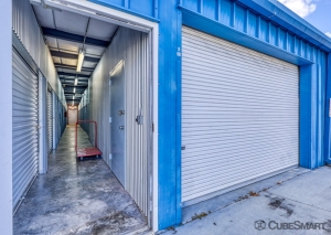 CubeSmart Self Storage - Photo 4