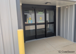 CubeSmart Self Storage - 1326 East Grande Boulevard - TX - Photo 8