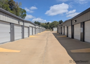 CubeSmart Self Storage - 1326 East Grande Boulevard - TX - Photo 3
