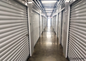 CubeSmart Self Storage - 1326 East Grande Boulevard - TX - Photo 7