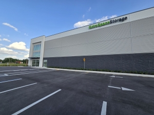 Extra Space Storage - 5039 - Parrish - 12025 US Highway 301 N - Photo 7