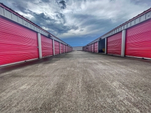 Red Door Storage - Photo 2