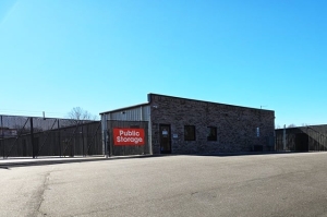 Public Storage - Claremont - 2991 Centennial Blvd