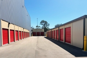 Public Storage - Davenport - 187 Ronald Reagan Pkwy - Photo 2