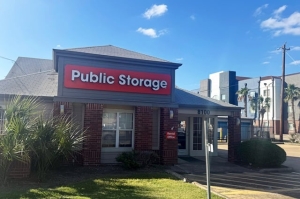 Public Storage - Houston - 8100 Main St - Photo 1