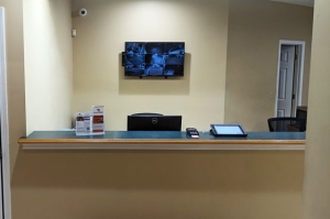 Public Storage - Kansas City - 13824 Blue Pkwy - Photo 3