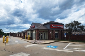 Public Storage - Lenexa - 13300 College Blvd
