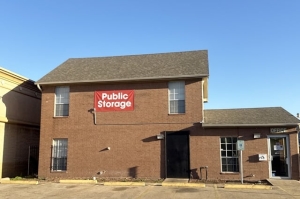 Public Storage - Houston - 10220 Beechnut St