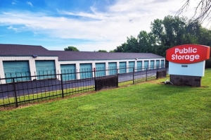 Public Storage - Kansas City - 5500 State Avenue - Photo 1