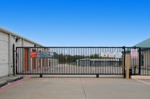 Public Storage - Sherman - 4316 Texoma Pkwy - Photo 4