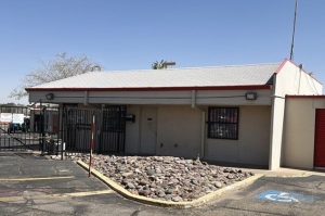 Public Storage - El Paso - 1500 LomalandDr