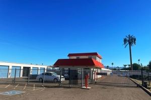 Public Storage - Mesa - 107 N Ellsworth Rd