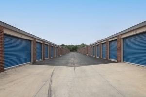 Public Storage - San Antonio - 13414 West Ave - Photo 2
