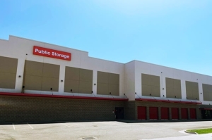 Public Storage - Layton - 631 W Gordon Ave