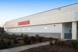 Public Storage - Hillsboro - 4705 SE Witch Hazel Rd