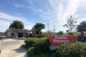 Public Storage - Merced - 3 W 23rd St