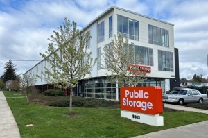 Public Storage - Portland - 8085 SE 82nd Ave