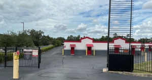 iStorage - 8352 - Spring Hill FL - Photo 2