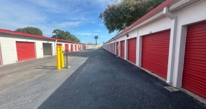iStorage - 8355 - Tampa