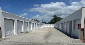 iStorage - 7001 - West Bradenton - Photo 3