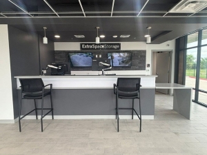 Extra Space Storage - 5221 - Allen - Curtis Ln - Photo 3