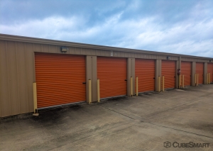 CubeSmart Self Storage - 6140 North Sam Houston Parkway West - TX - Photo 6