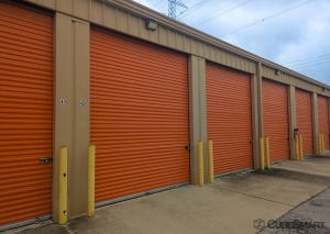 CubeSmart Self Storage - 6140 North Sam Houston Parkway West - TX - Photo 2