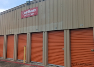 CubeSmart Self Storage - 6140 North Sam Houston Parkway West - TX - Photo 4