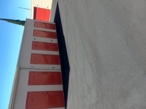 A-Alvernon Storage - Photo 8