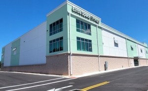Extra Space Storage - 5010 - Apollo Beach - N US Highway 41
