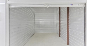 Southern Self Storage - 3524 West Slidell - Photo 3