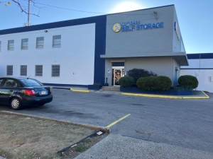 Compass Self Storage - Compass Self Storage - Belmont Ave. (331)
