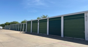SecurCare - 3008 - Grand Prairie - Photo 3