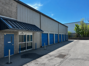 Compass Self Storage - Compass Self Storage - Dolson Ave. (322) - Photo 2