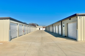 Olive Branch Self Storage - Photo 3