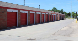iStorage - 8223 - Wichita KS - Photo 3